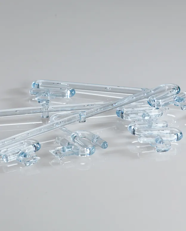 PC (Polycarbonate)